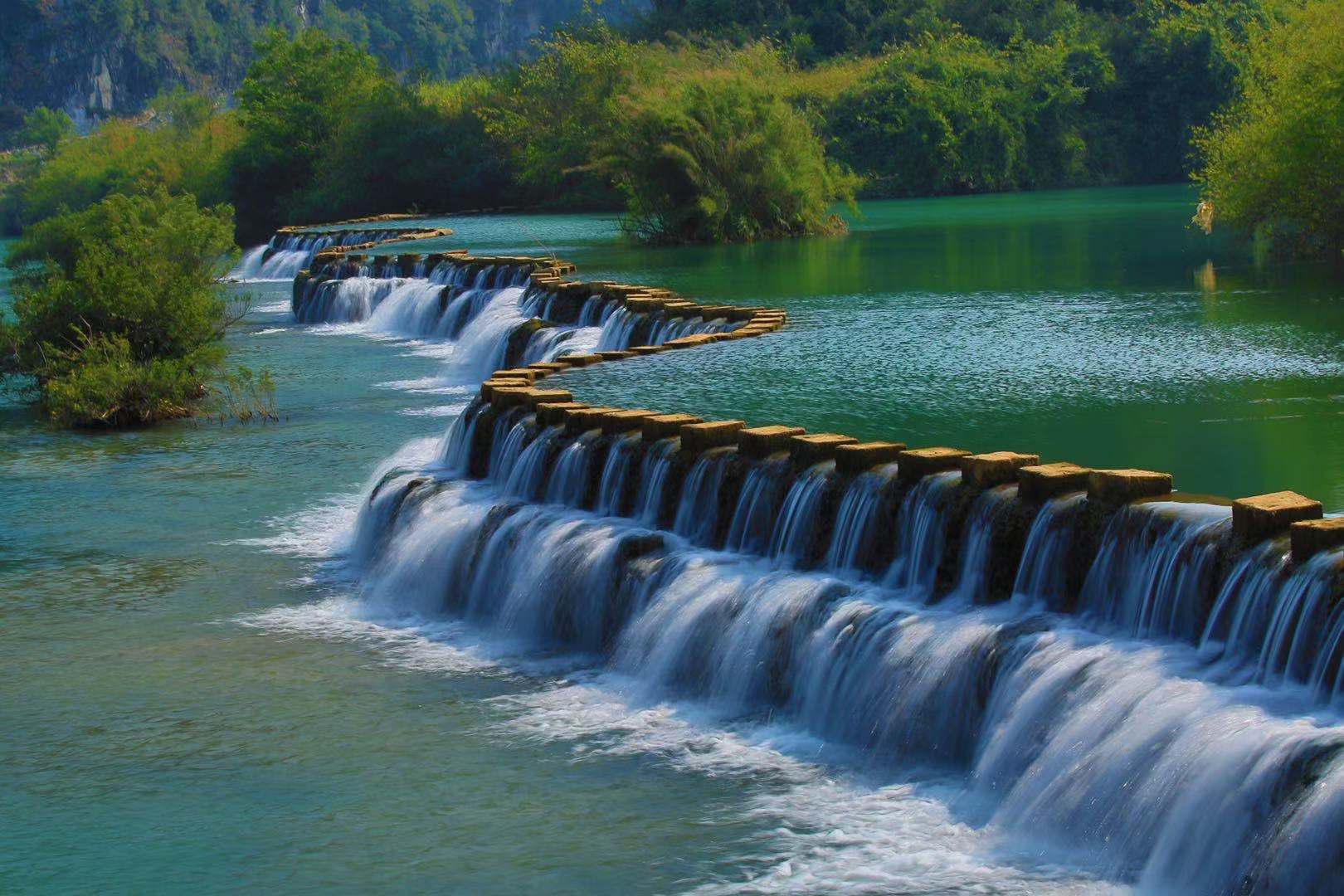 廣西易通工程咨詢有限公司關于隆安縣隆安中學及隆安縣實驗中學辦公耗材采購(項目編號:NNLAZC2019-G1-00018-GXYT)招標公告(圖1) 廣西易通工程咨詢有限公司關于隆安縣隆安中學及隆安縣實驗中學辦公耗材采購(項目編號:NNLAZC2019-G1-00018-GXYT)招標公告(圖1)